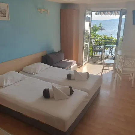 Bile Zidine Apartman Drvenik (Split-Dalmatia)